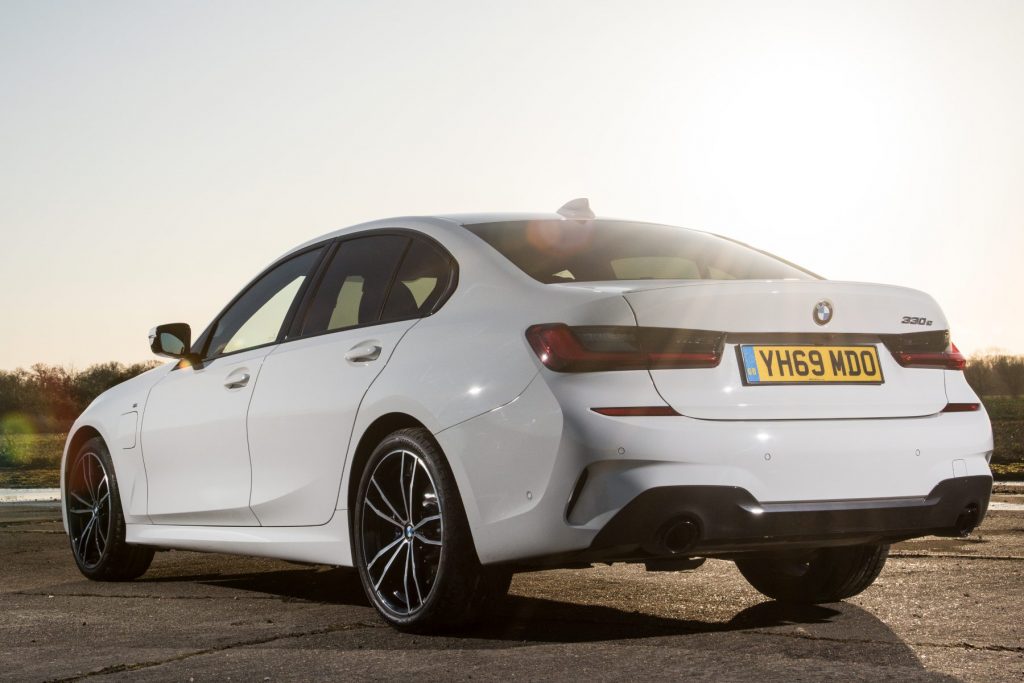 BMW 330e Plug-in Hybrid review
